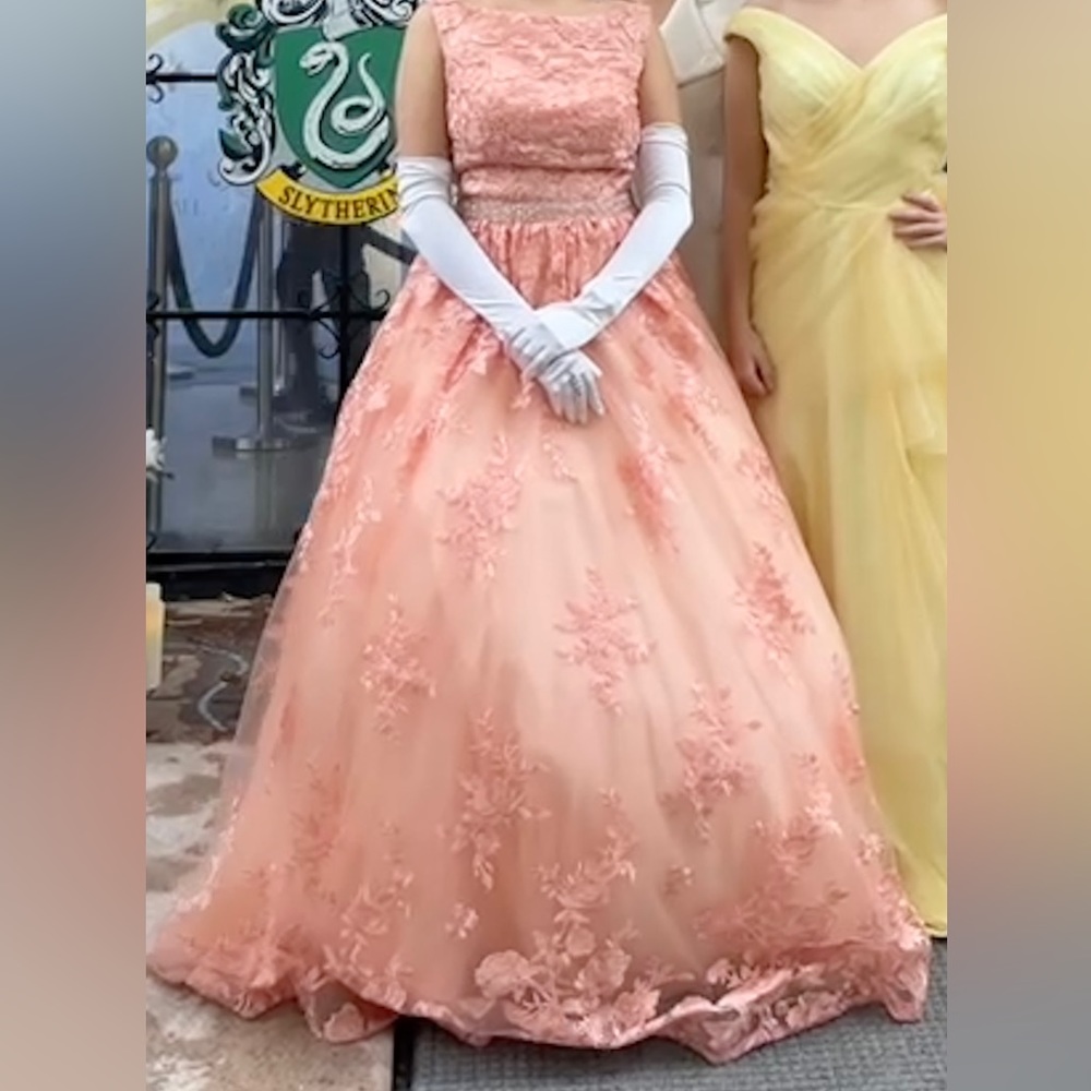 Prom dress